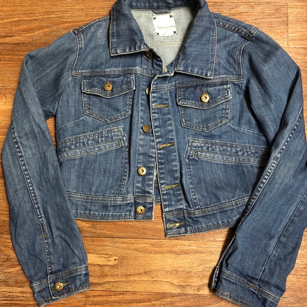 Jean jacket. Petite small.